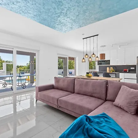 Casa Mara Mit Beheiztem Pool * Štokovci
